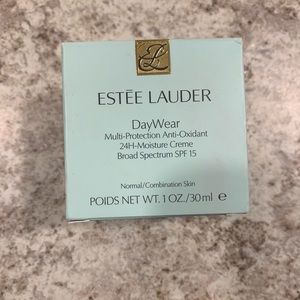 Estée Lauder Day Wear